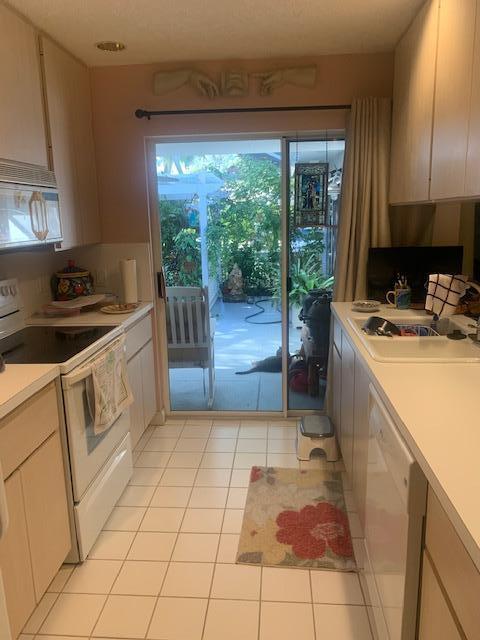 OAKS-SUNTERRACE 3 - Residential