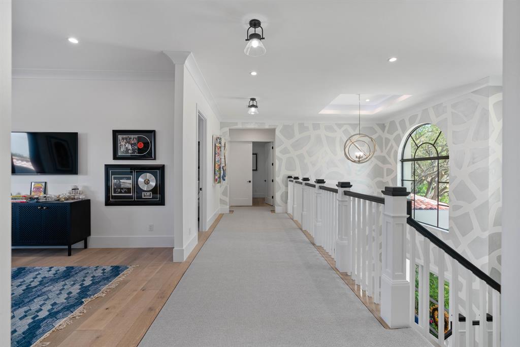 SAWFISH BAY COLONY - Residential