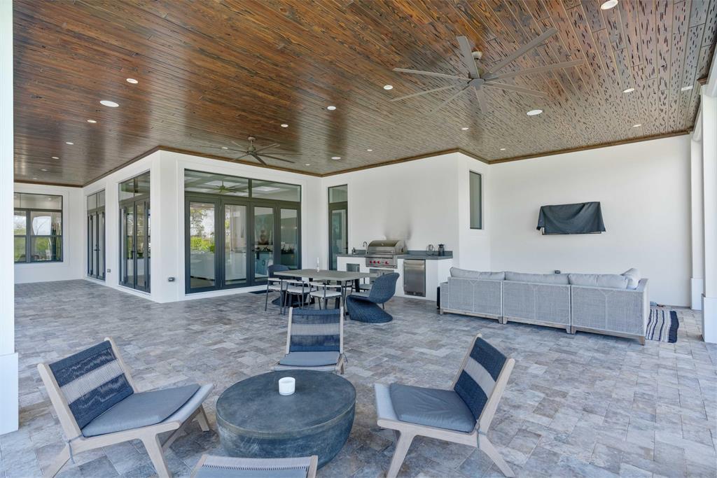 SAWFISH BAY COLONY - Residential