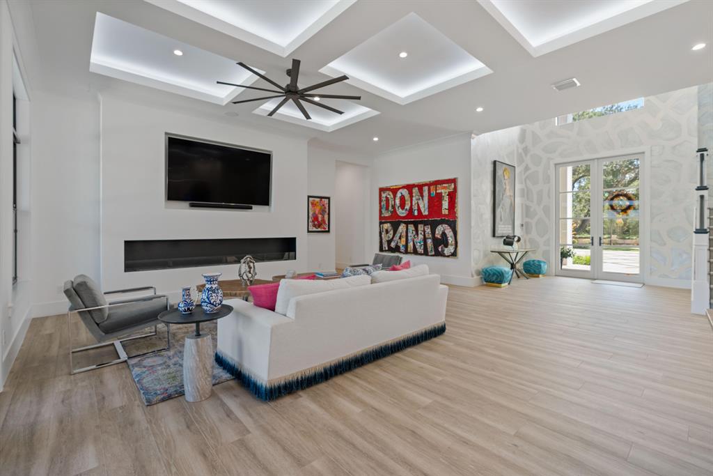 SAWFISH BAY COLONY - Residential