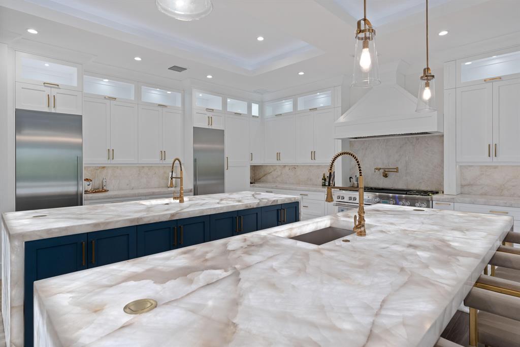 SAWFISH BAY COLONY - Residential