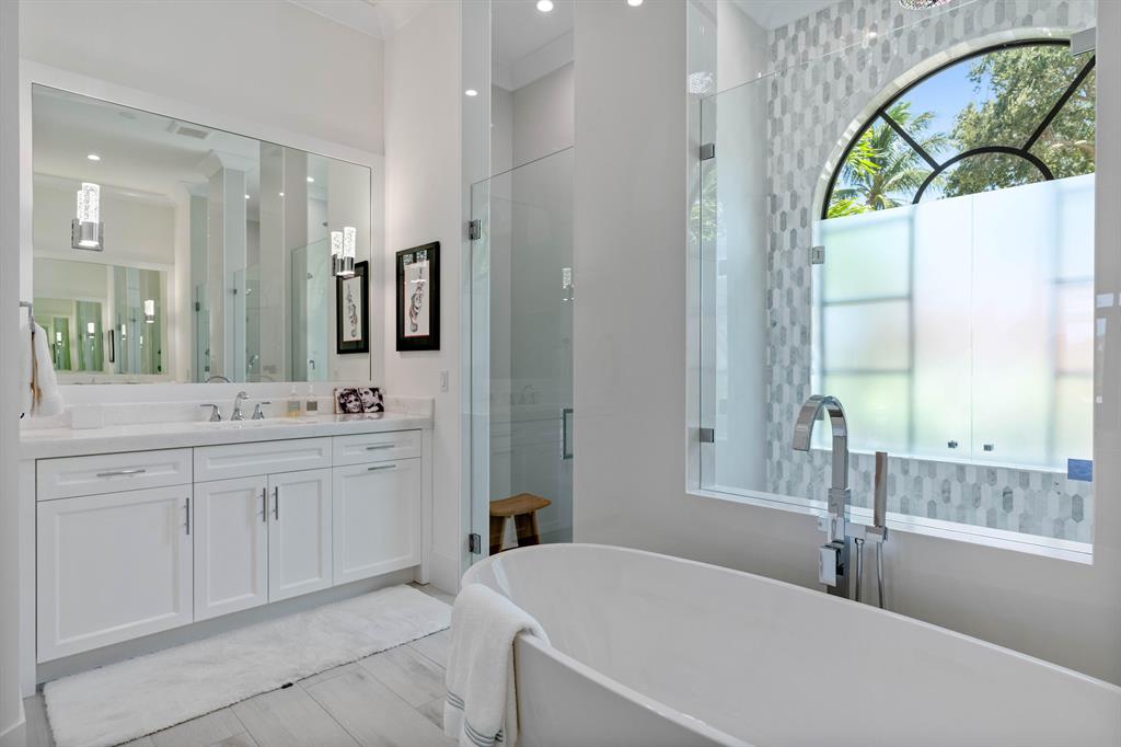 SAWFISH BAY COLONY - Residential