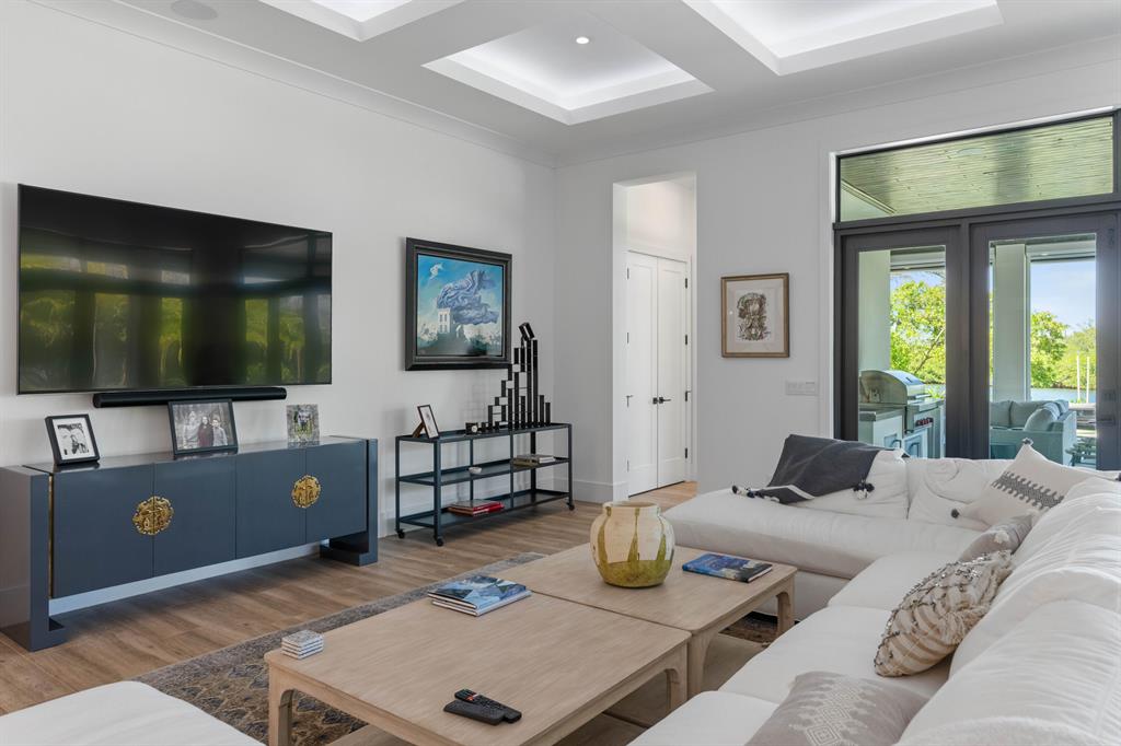 SAWFISH BAY COLONY - Residential