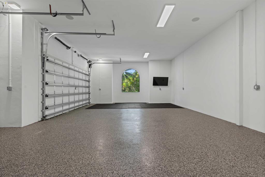 SAWFISH BAY COLONY - Residential