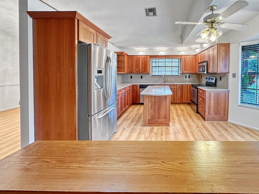 Photo of 6602 Eden Road, Fort Pierce, FL 34951 (MLS # R10948784)