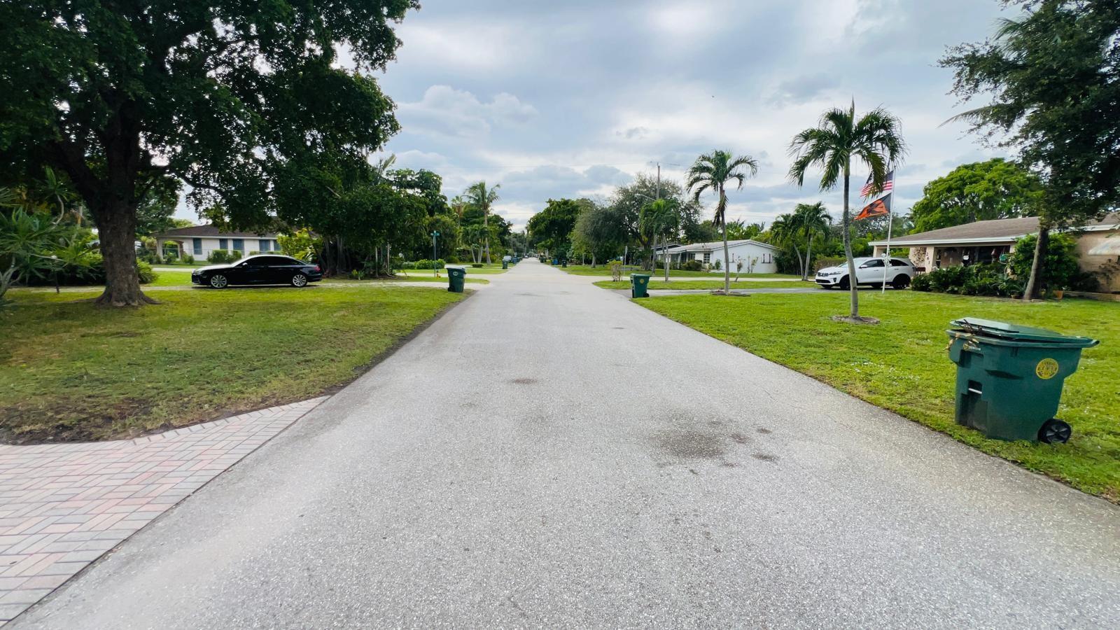 Lloyd Estates 25-47 B - Residential Lease