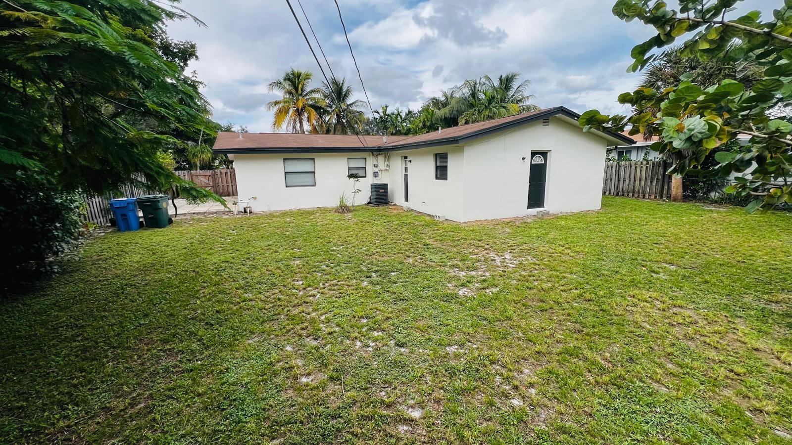 Lloyd Estates 25-47 B - Residential Lease