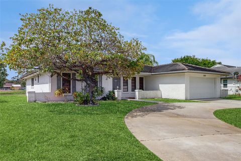 109 Rivera Ave Royal Palm Beach FL 33411