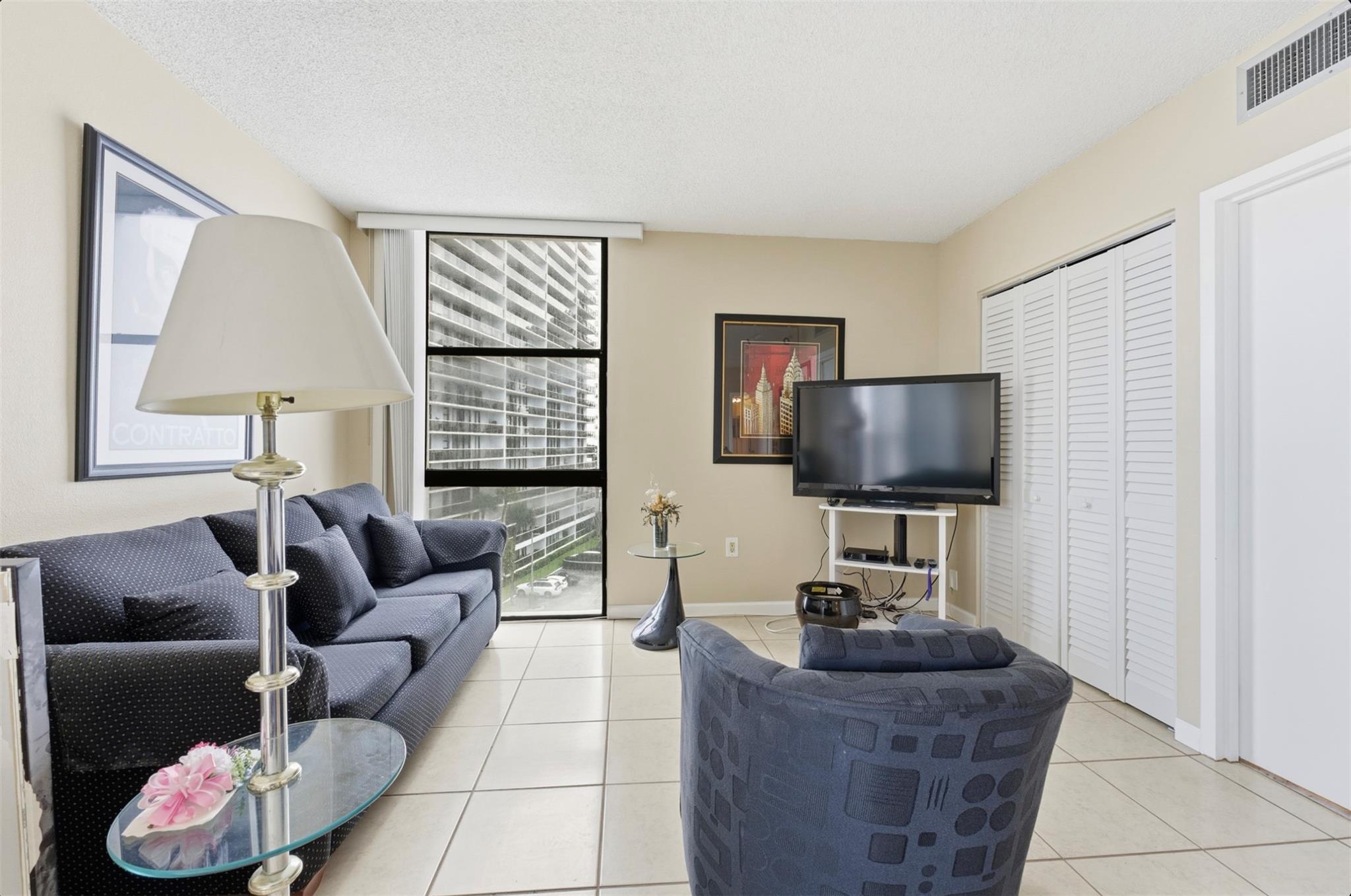 AVENTURA ELDORADO CONDO - Residential Lease