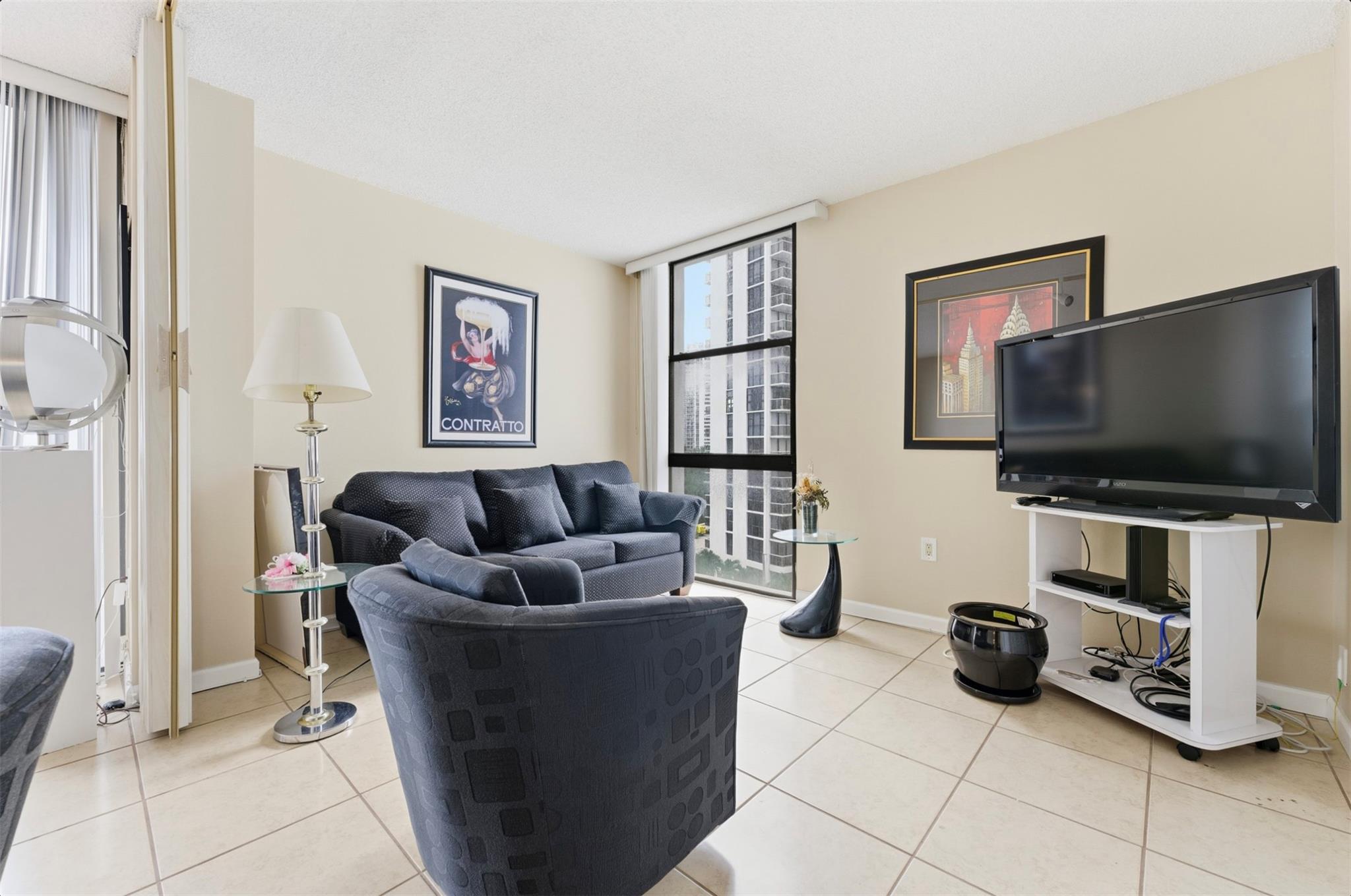 AVENTURA ELDORADO CONDO - Residential Lease
