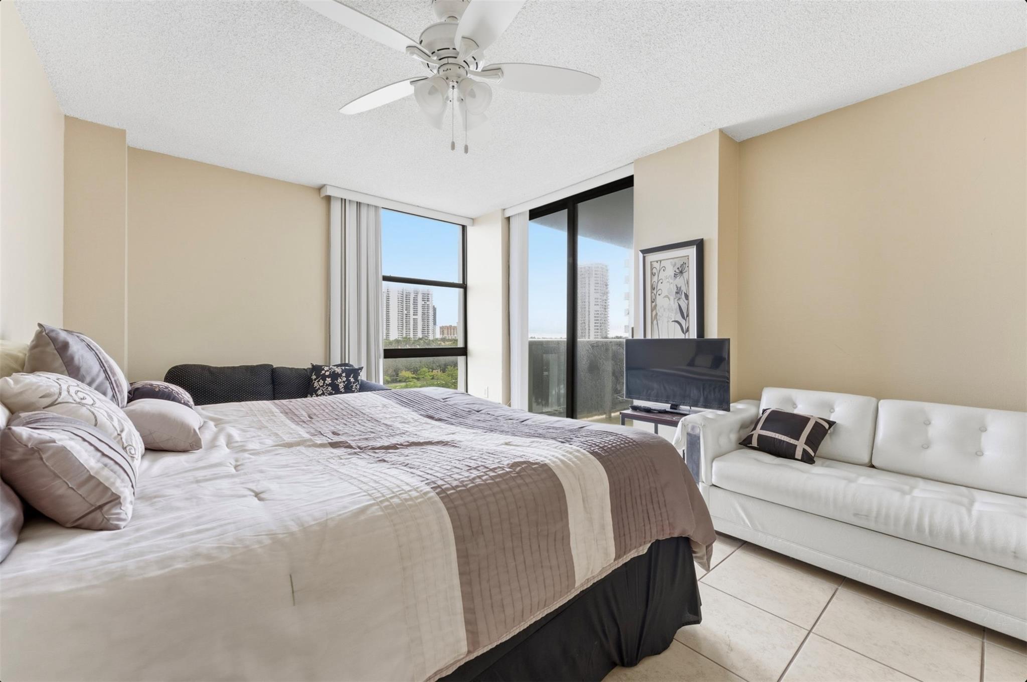 AVENTURA ELDORADO CONDO - Residential Lease