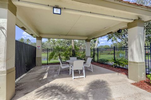 Tiny photo for 7864 Sonoma Springs Circle #206, Lake Worth, FL 33463 (MLS # B26016584)