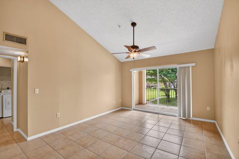 Tiny photo for 7864 Sonoma Springs Circle #206, Lake Worth, FL 33463 (MLS # B26016584)