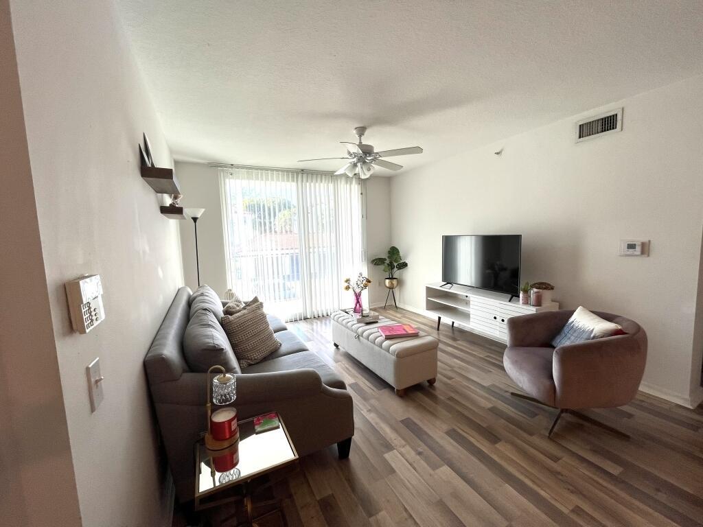 VILLA DEL SOL CONDO - Residential Lease