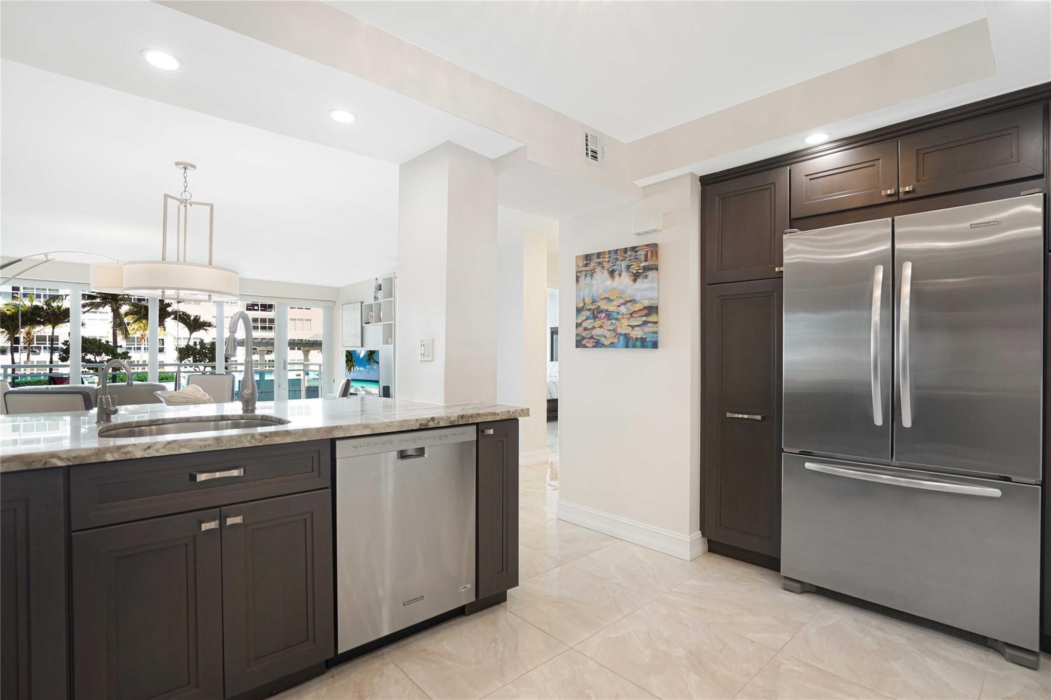 The Commodore - Residential Lease