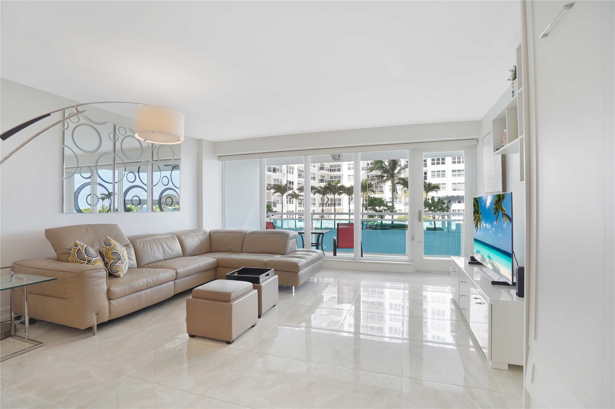 The Commodore - Residential Lease