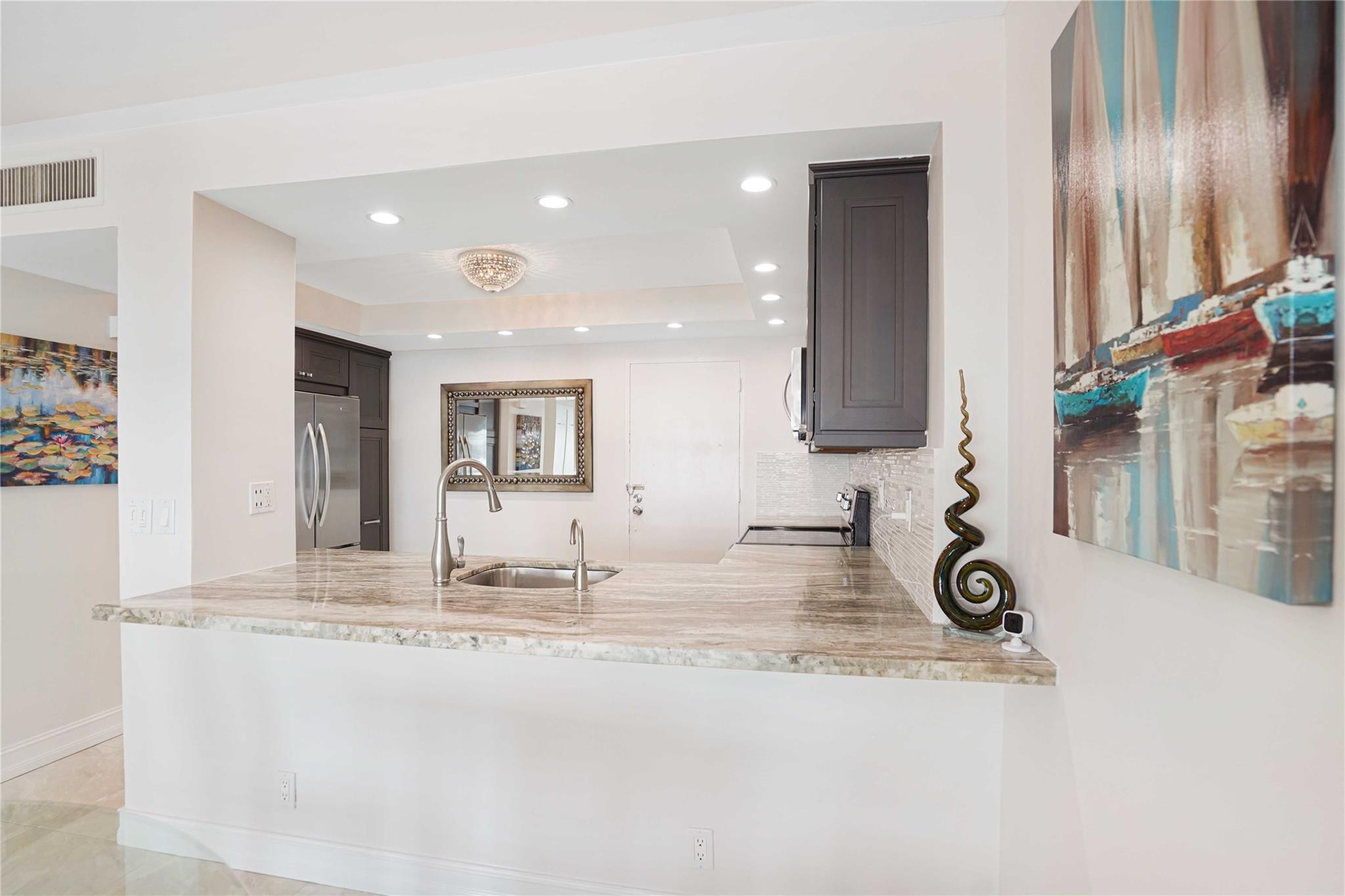 The Commodore - Residential Lease