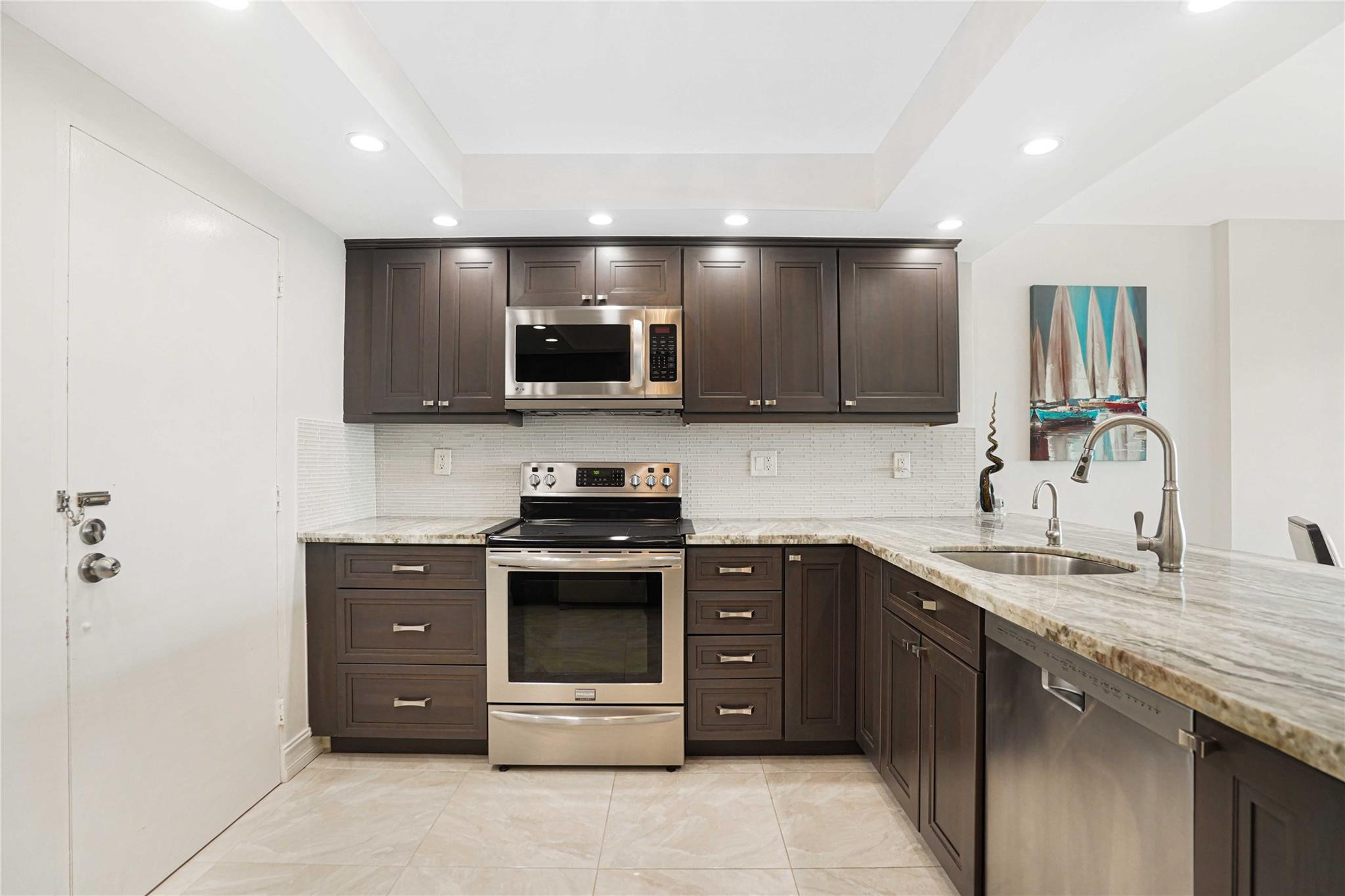 The Commodore - Residential Lease