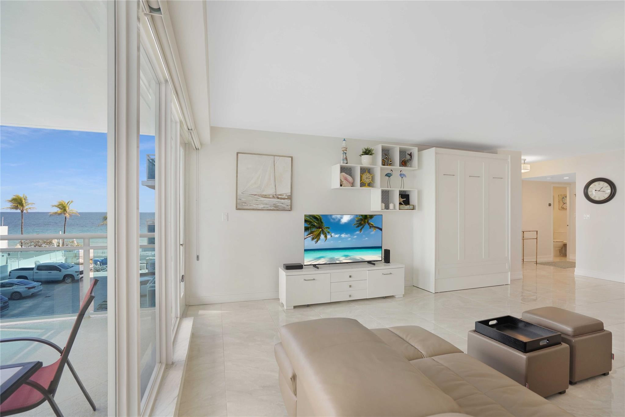 The Commodore - Residential Lease