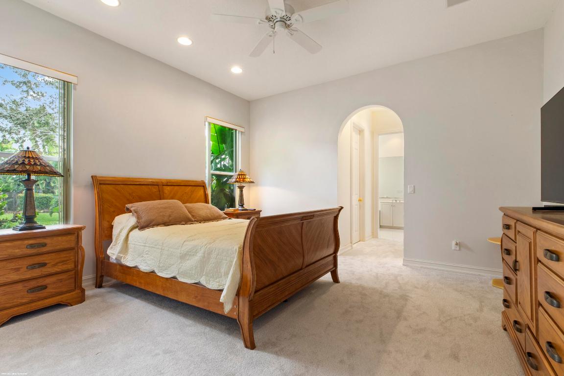 PALM BEACH POINT - Residential