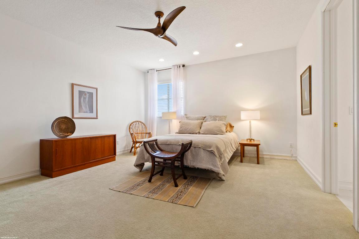 PALM BEACH POINT - Residential