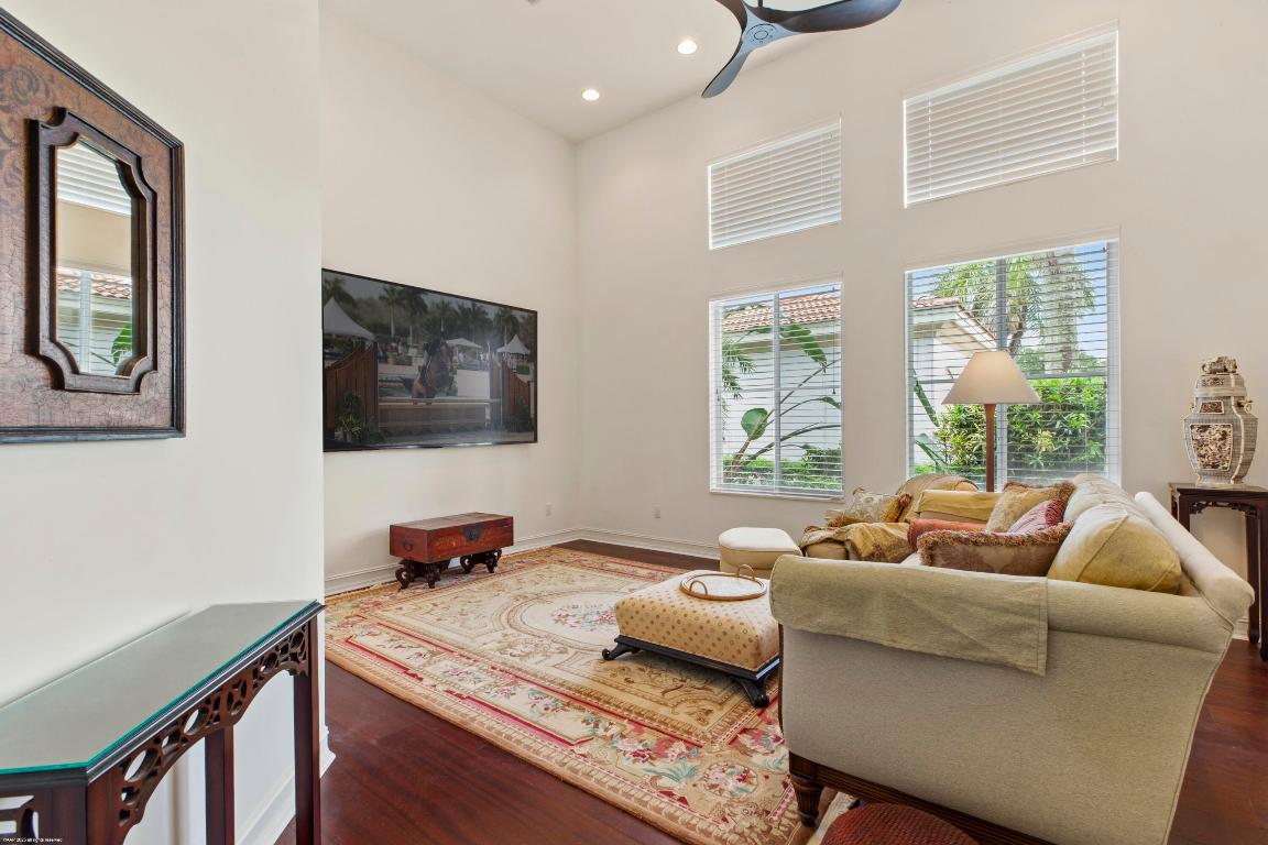 PALM BEACH POINT - Residential