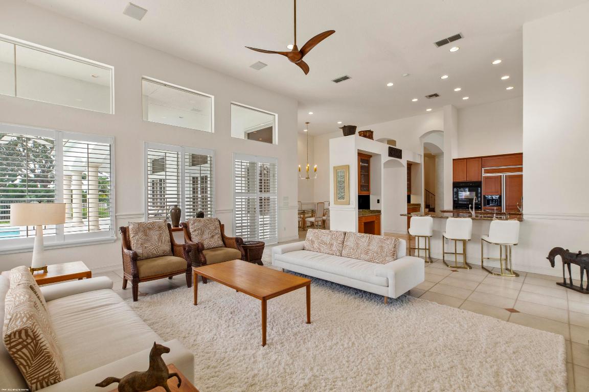 PALM BEACH POINT - Residential