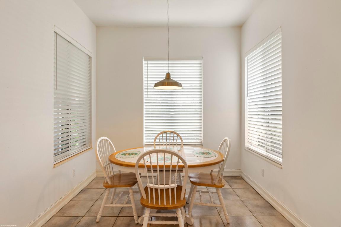 PALM BEACH POINT - Residential