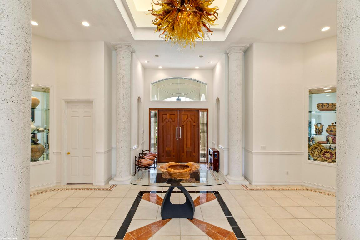 PALM BEACH POINT - Residential