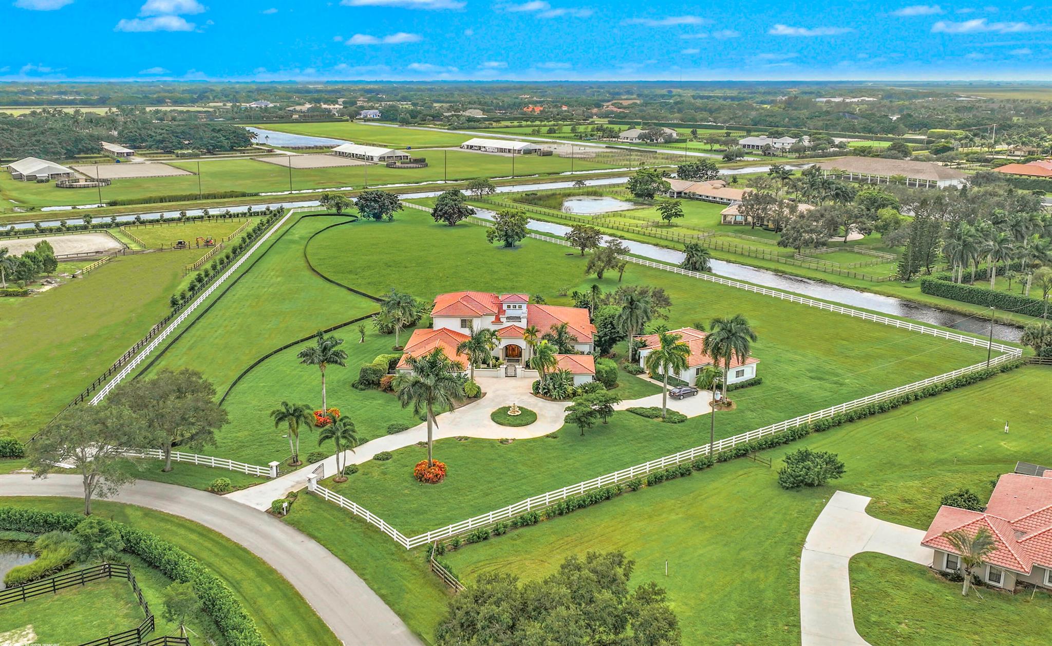 PALM BEACH POINT - Residential