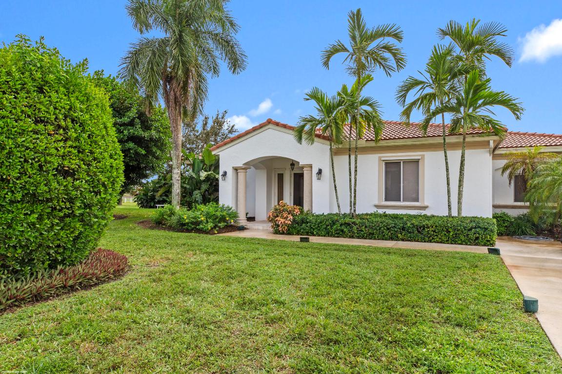 PALM BEACH POINT - Residential