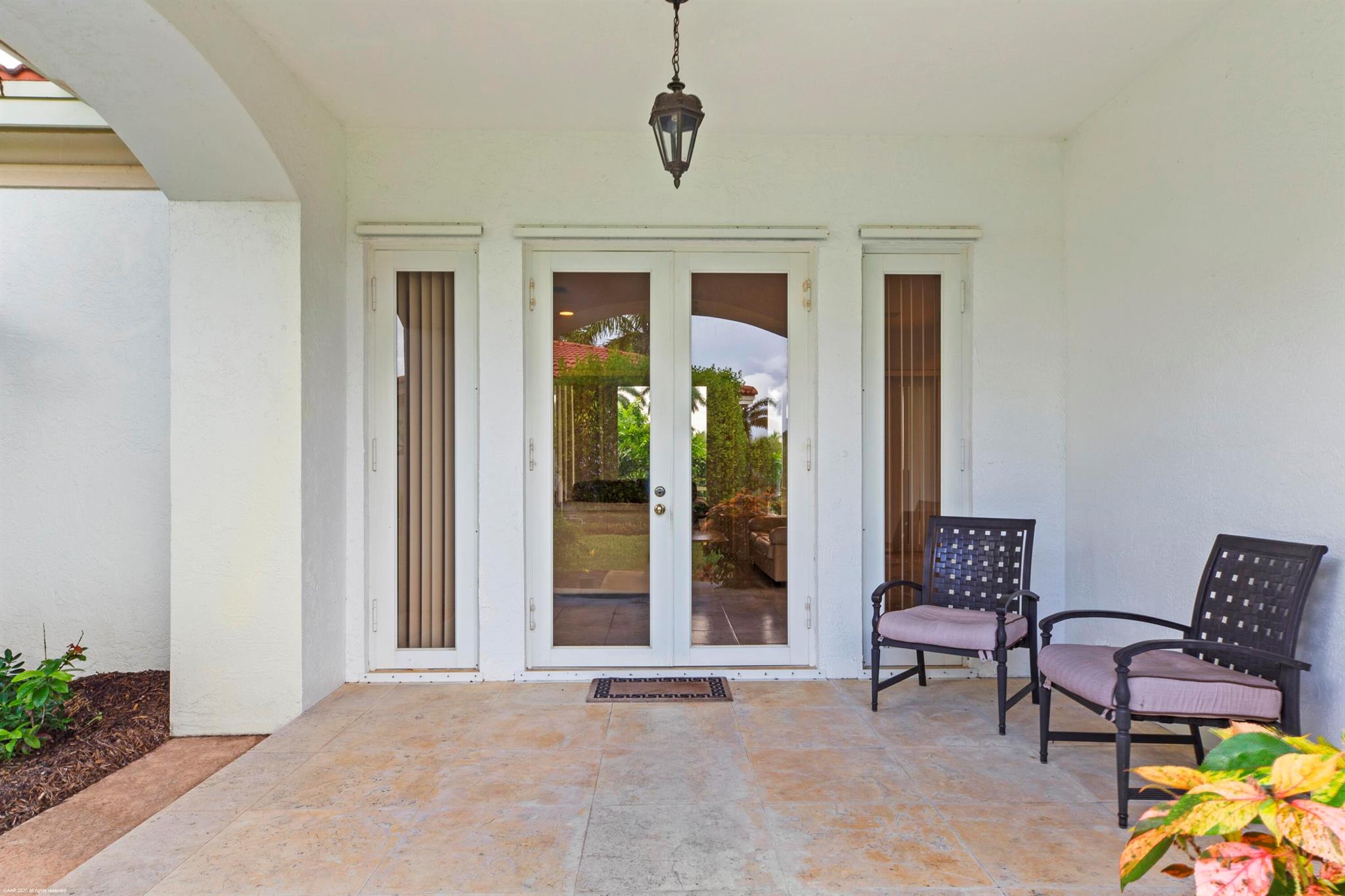 PALM BEACH POINT - Residential
