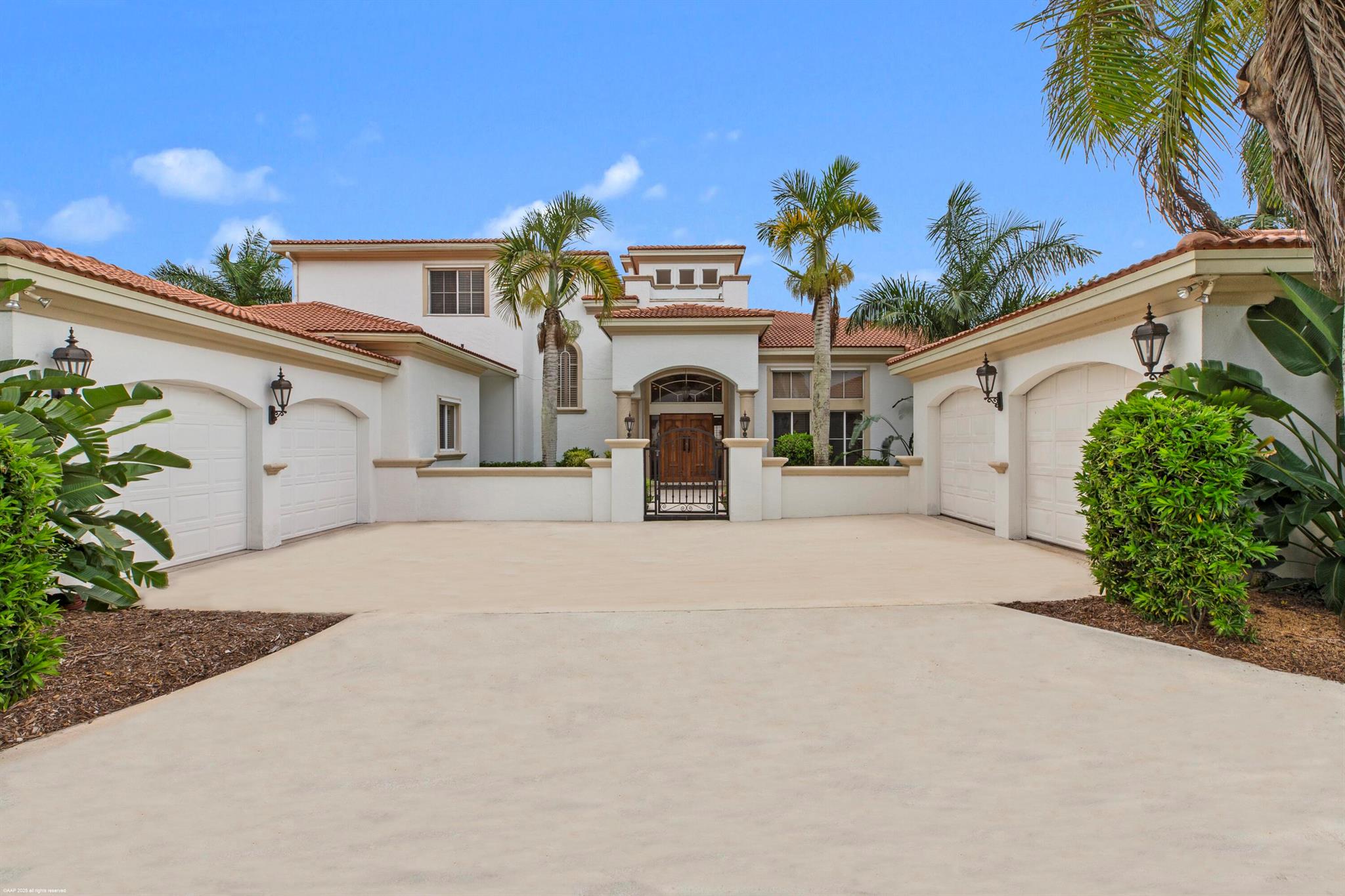15332 Estancia Lane