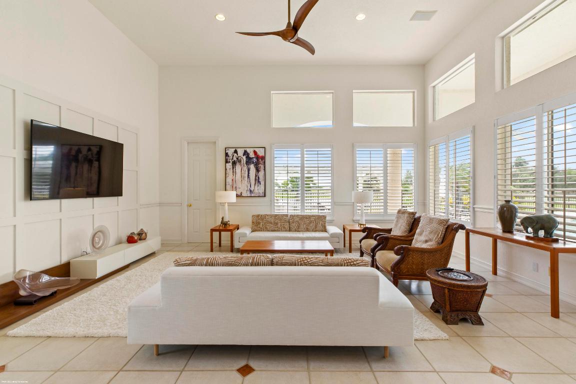 PALM BEACH POINT - Residential