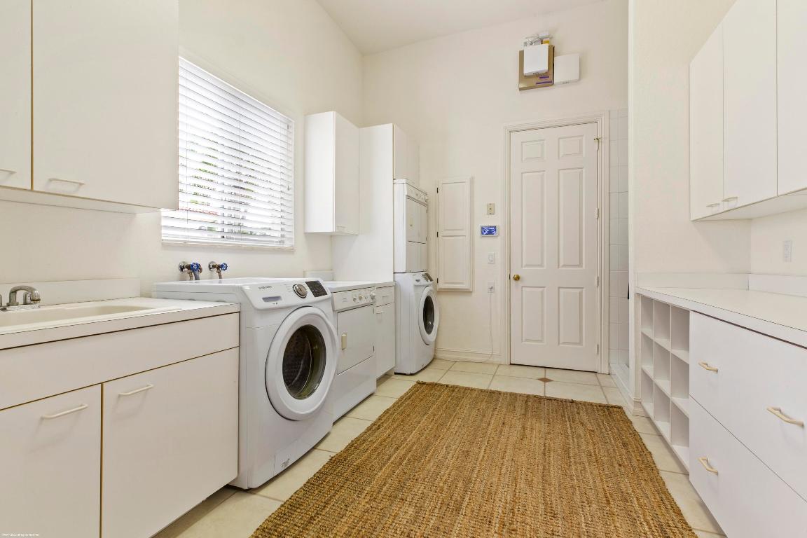 PALM BEACH POINT - Residential