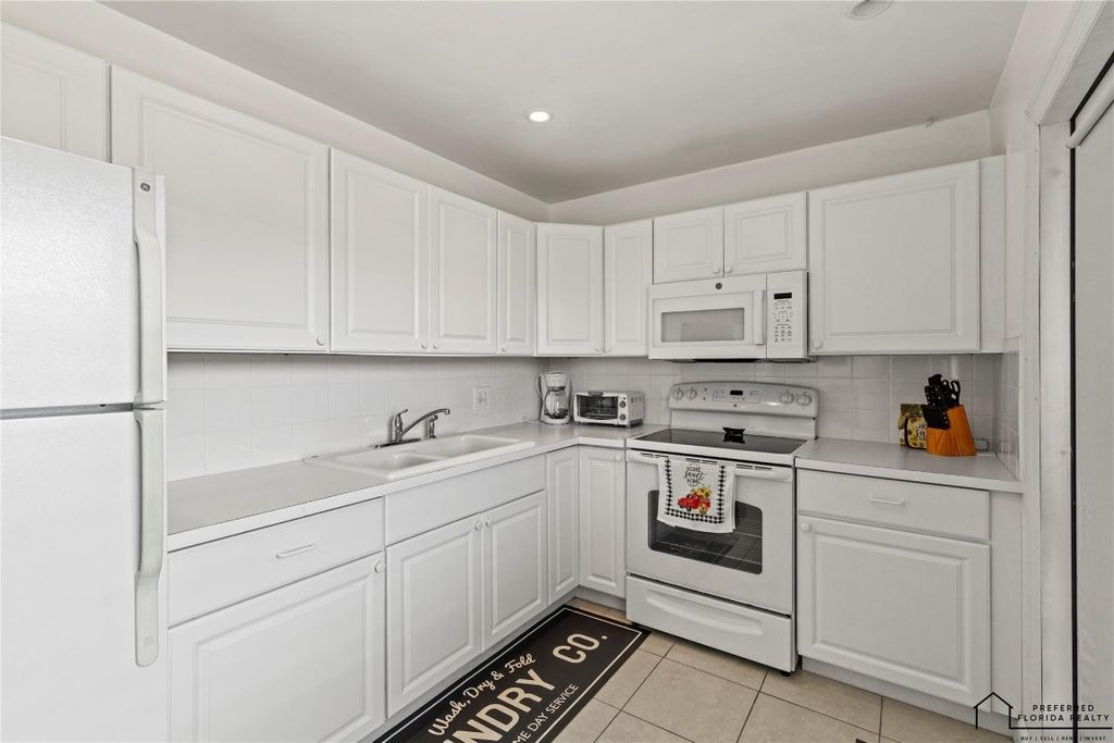 Photo of 4191 NW 41st Street #316, Lauderdale Lakes, FL 33319 (MLS # F10548374)