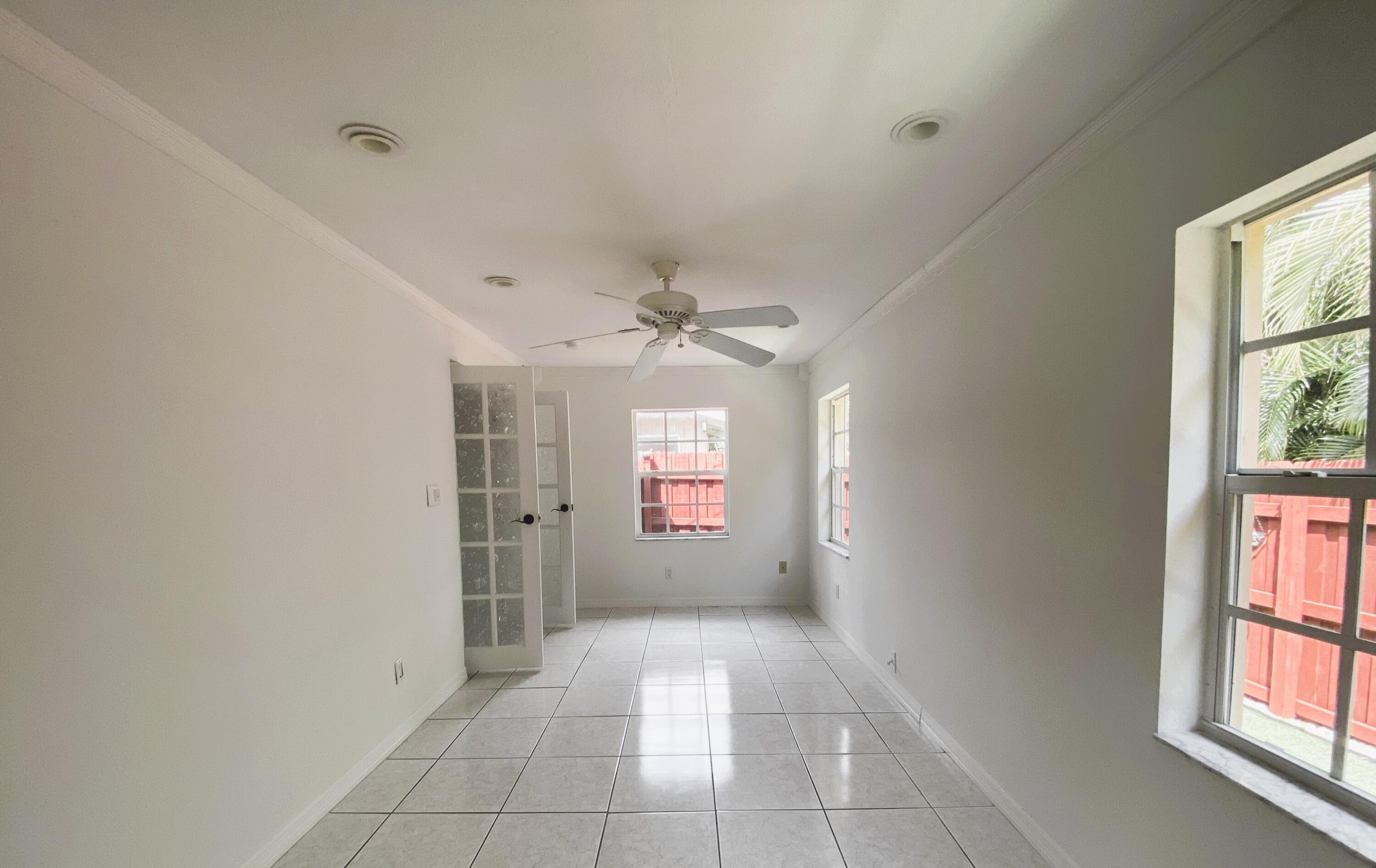 TAMARAC LAKES - Residential