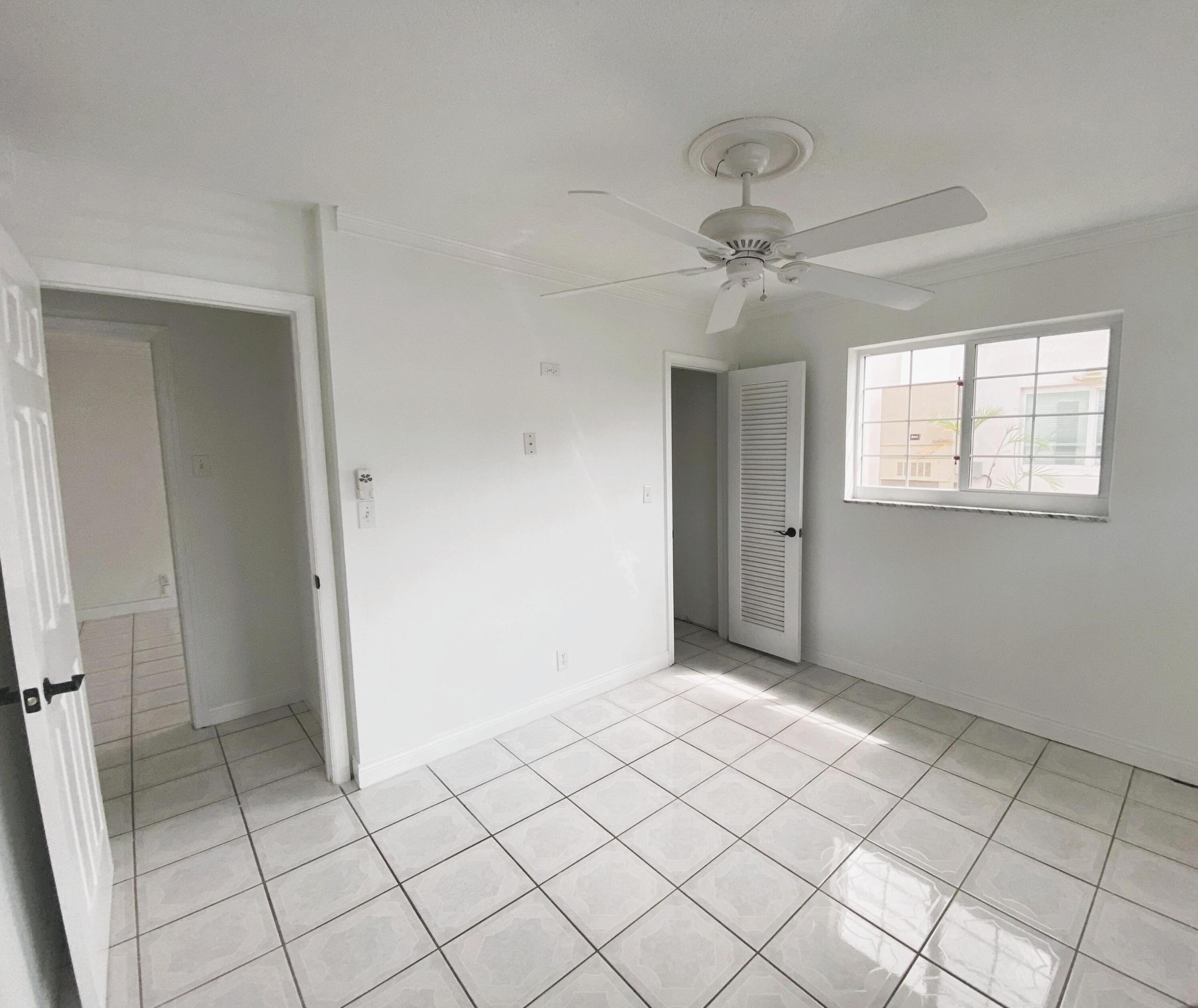 TAMARAC LAKES - Residential