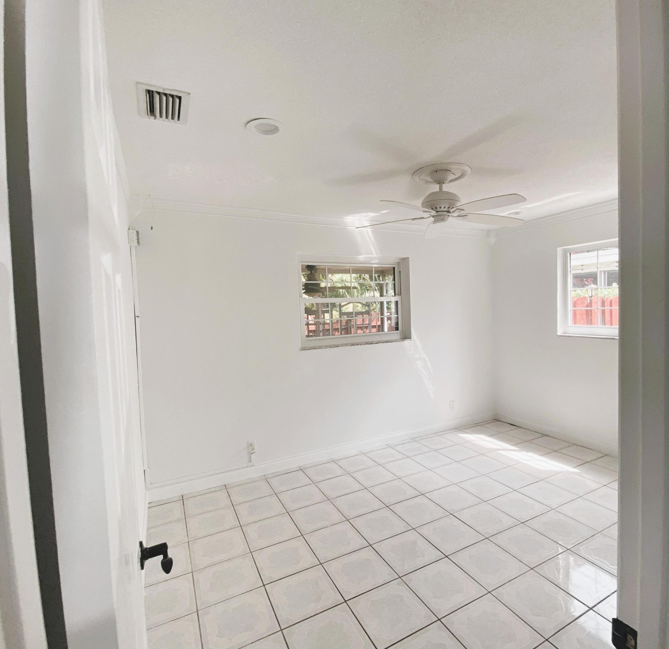 TAMARAC LAKES - Residential