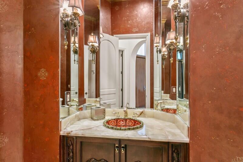 HARBOUR ISLES - Residential