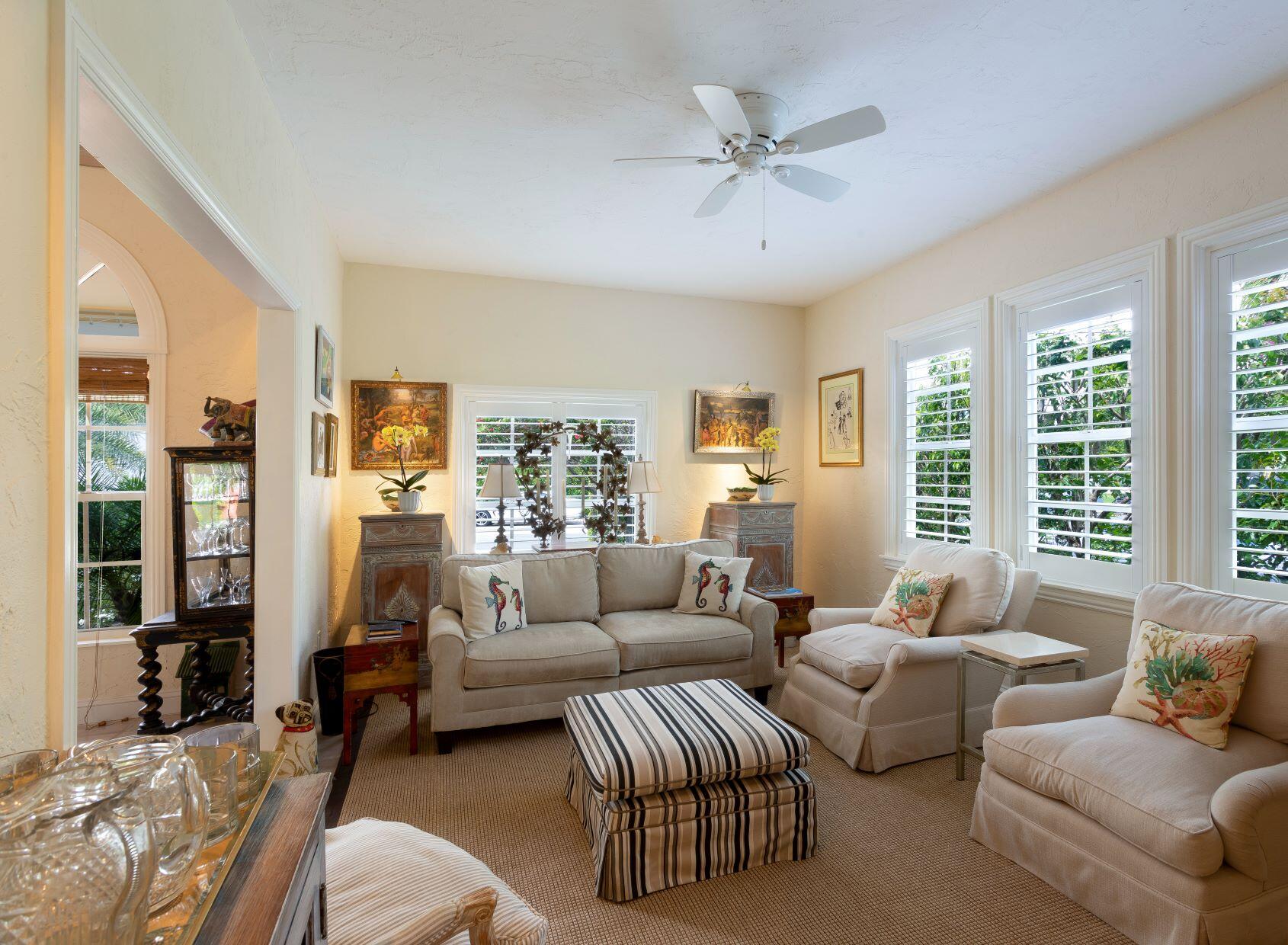 ESTATES OF SOUTH PALM BEA - Residential Lease