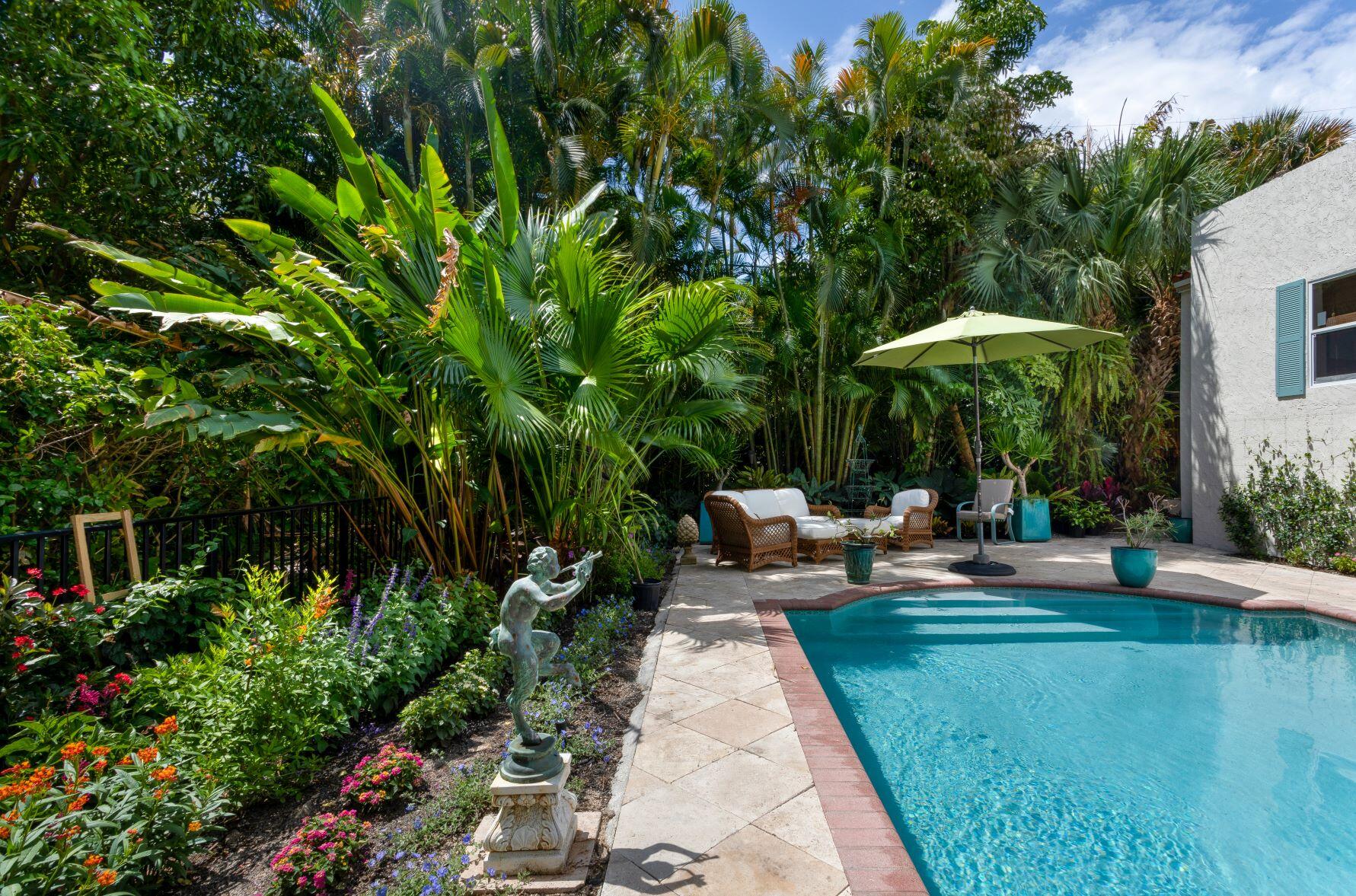 ESTATES OF SOUTH PALM BEA - Residential Lease