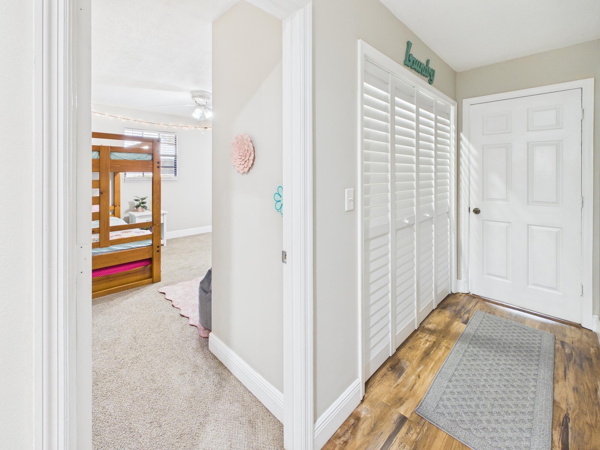 NORTH LAKE COUNTRY ESTATES - Residential