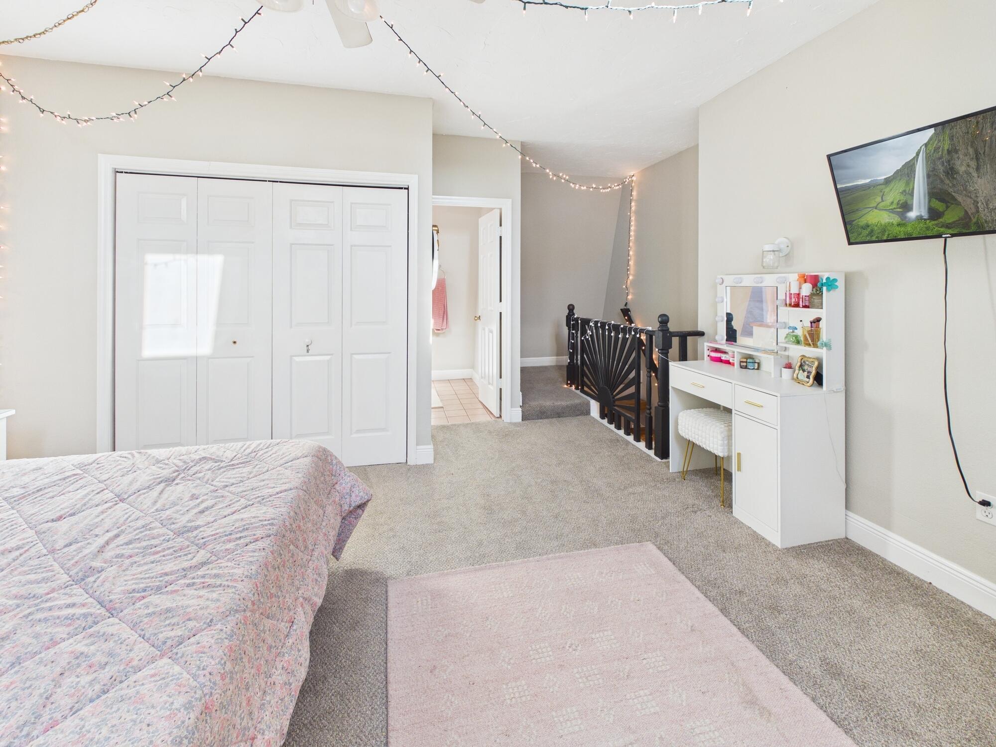 NORTH LAKE COUNTRY ESTATES - Residential