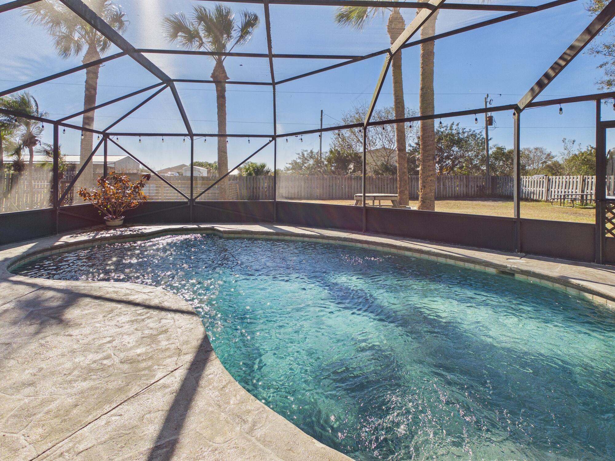 NORTH LAKE COUNTRY ESTATES - Residential