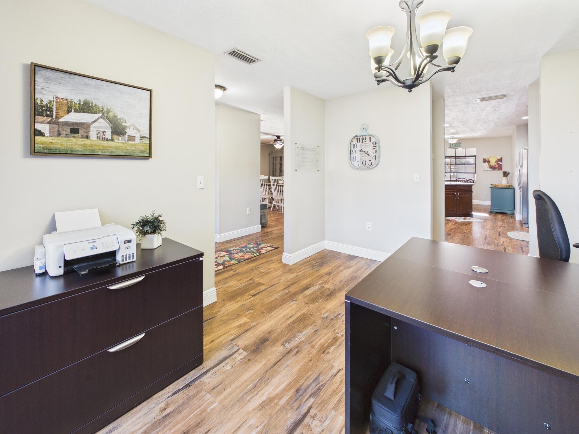 NORTH LAKE COUNTRY ESTATES - Residential