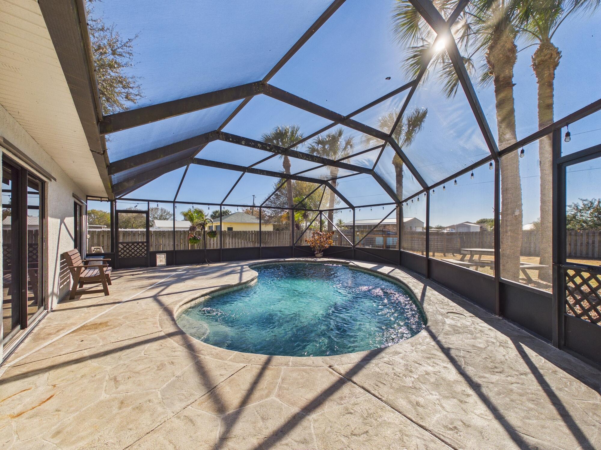 NORTH LAKE COUNTRY ESTATES - Residential