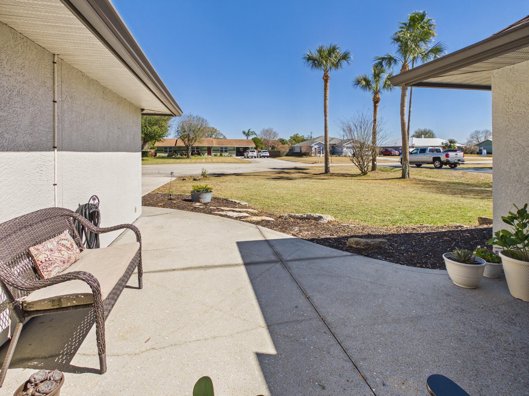 NORTH LAKE COUNTRY ESTATES - Residential