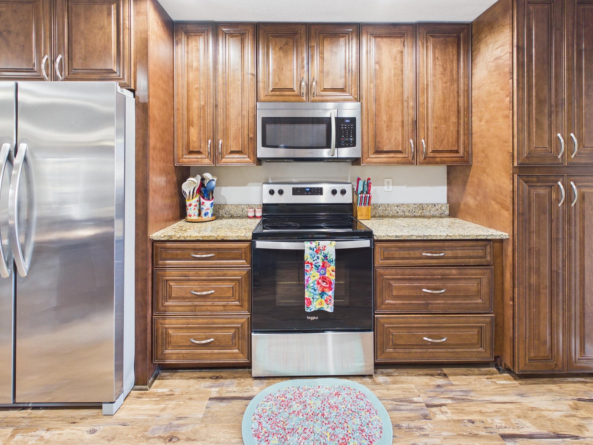 NORTH LAKE COUNTRY ESTATES - Residential