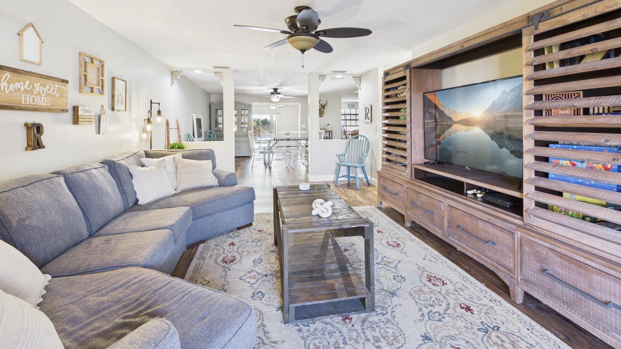 NORTH LAKE COUNTRY ESTATES - Residential